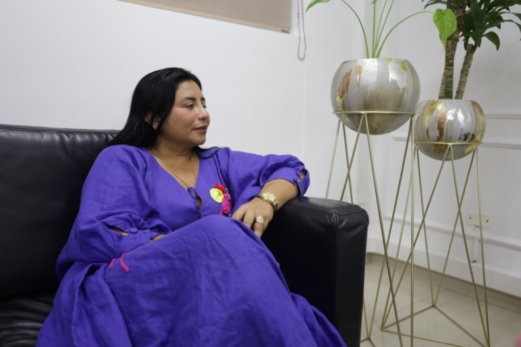 Nera Robles, alcaldesa de Albania.