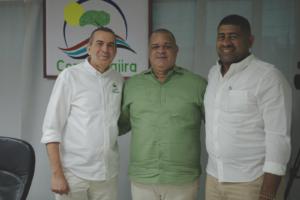Corpoguajira gestiona acuerdo con Uniguajira para fortalecer la educación ambiental