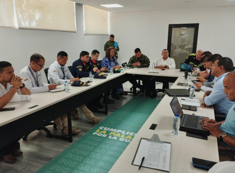 Gobierno departamental lideró Consejo de Seguridad extraordinario por caso de intento de atraco en la vía Riohacha a Maicao