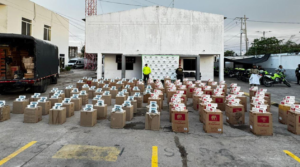 Incautan más de dos millones de cigarrillos de contrabando durante allanamiento en Maicao