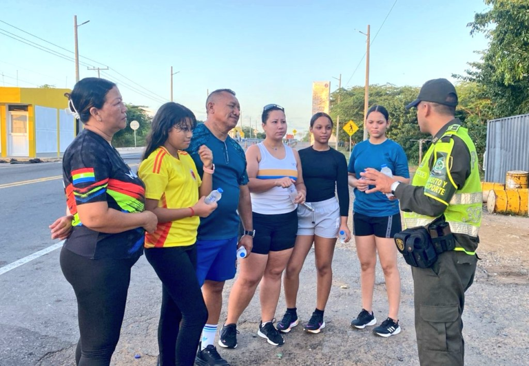 Policía Nacional adelantó jornada de prevención en la vía Paradero-Maicao