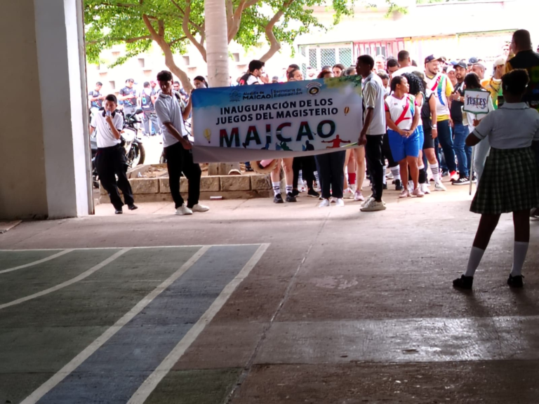 Exitosa y emotiva inauguración de los Juegos del Magisterio en el municipio de Maicao