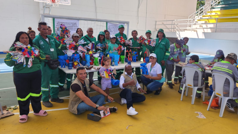 taller dirigido a asociaciones de recicladores