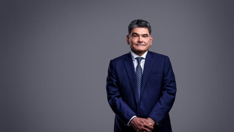 Gregorio Eljach Pacheco con corazón sanjuanero