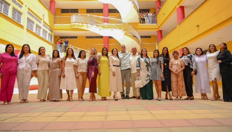 16 nuevos nombramientos docentes fortalecen la calidad académica en las sedes Riohacha y Fonseca