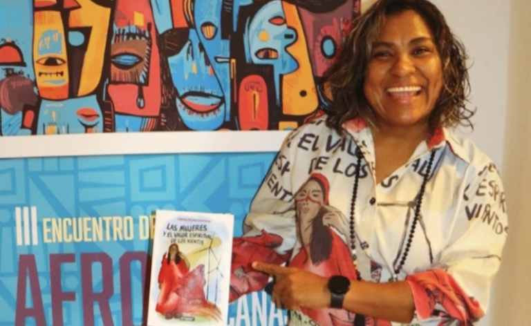 Hoy lanzo mi sexto libro