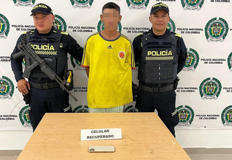 Aprehenden a ciudadano extranjero señalado de hurtar un celular iPhone en Riohacha