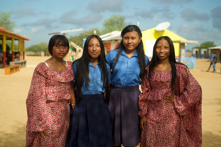 El Ministerio le cumple a La Guajira con obras que transforman las escuelas y la vida de sus niños