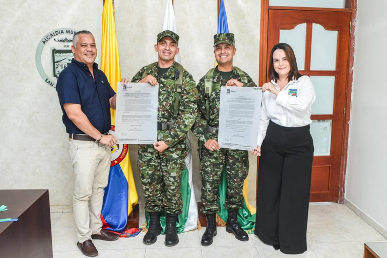 Realizaron reconocimiento a dos altos mandos del Ejército Nacional por su labor a la comunidad en San Juan del Cesar