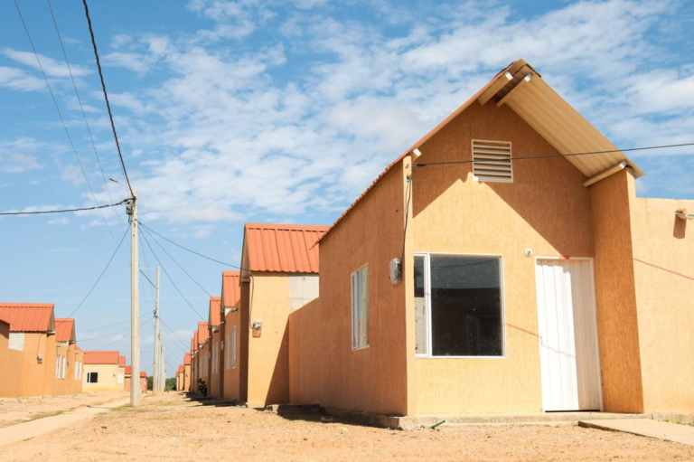 Gobernación de La Guajira da inicio al programa de mejoramiento de vivienda para transformar la vida de familias guajiras