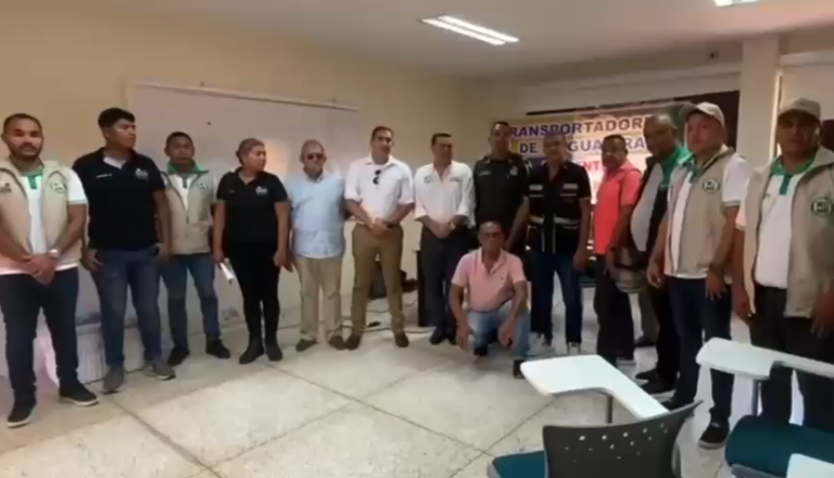 Transportadores de La Guajira cancelan paro tras avances en mesa de diálogo con el Gobierno