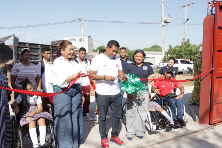 Alcaldía de Maicao entrega nueva infraestructura accesible para estudiantes con discapacidad en la Institución Educativa N.º 9 sede Manuel Rosado