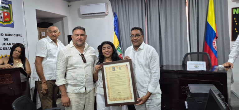 Delia Rosa Bolaño Ipuana y otras personalidades fueron exaltadas por el Concejo Municipal durante las fiestas de San Juan Bautista