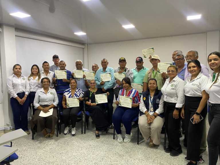 Defensoría del Pueblo fortalece la participación ciudadana en el control social al sistema de salud en La Guajira