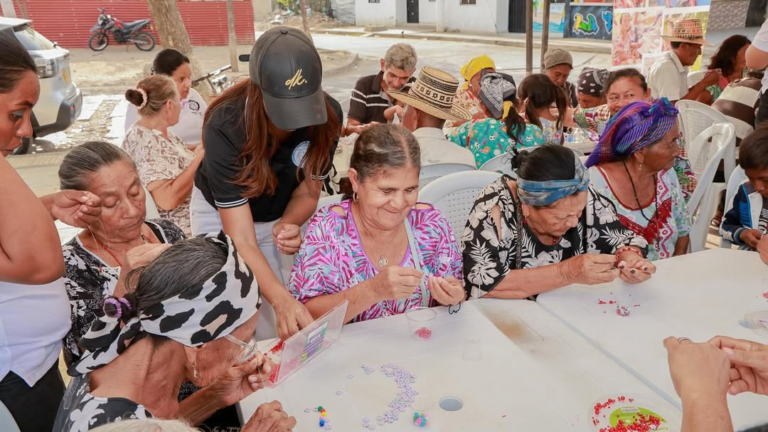 taller de creatividad y resiliencia en Uribia