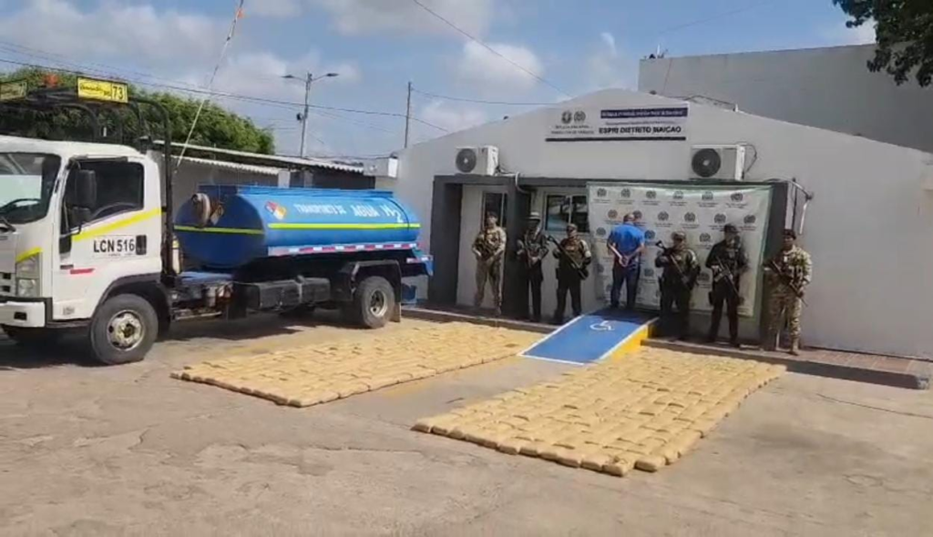 Incautan 550 kilos de marihuana ocultos en carrotanque en vías del sur de La Guajira