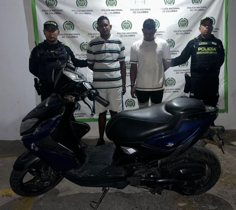 Capturaron a dos hombres en Maicao tras robo de motocicleta en el centro del municipio