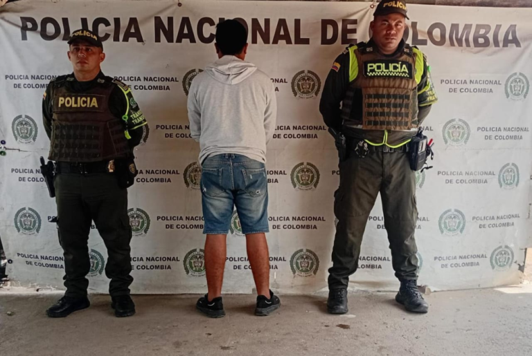 Dos conductores fueron sorprendidos con licencias falsas durante controles en vías de La Guajira