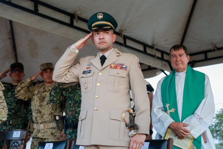 En Uribia asumió el nuevo comandante del Batallón de Ingenieros de Construcciones #51