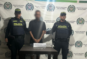 Detienen a hombre con 29 cigarrillos de marihuana en el centro de Riohacha