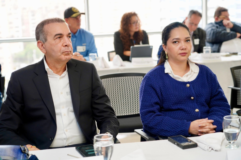 Director de Corpoguajira, Samuel Lanao, participó en reunión nacional para fortalecer rutas de protección a funcionarios del sector ambiental
