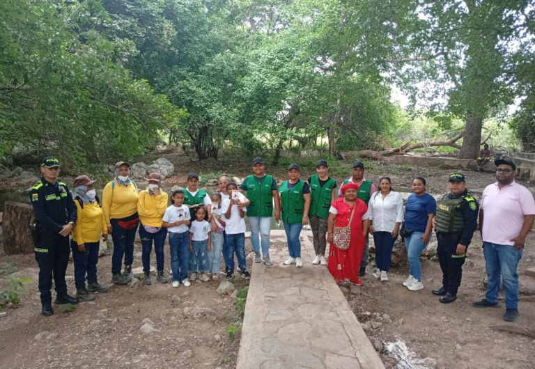 En Hatonuevo se promueve la estrategia ‘Sin dengue, ni fiebre marilla’