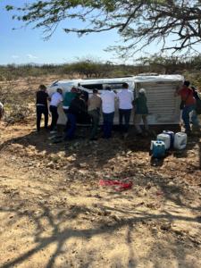 Accidente en la vía a la Alta Guajira: se volcó camioneta de la caravana oficial que transportaba a la Alta Consejera para las Regiones
