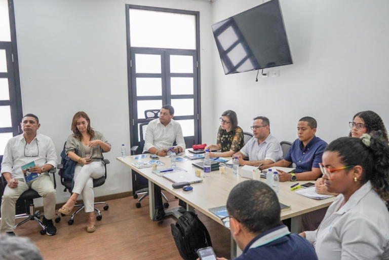Alcaldía de Riohacha y Aqualia trabajan de la mano por un mejor servicio de agua para la comunidad
