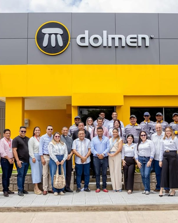 Alcalde de Maicao acompañó inauguración de la nueva sede de Dolmen S.A