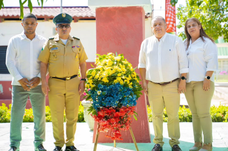 Alcaldía de Distracción conmemoró con orgullo el 20 de julio