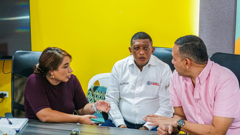 Fonseca gestionó nuevos recursos para ampliar proyectos de agua potable y canalización en barrios El Carmen y El Cerrejón