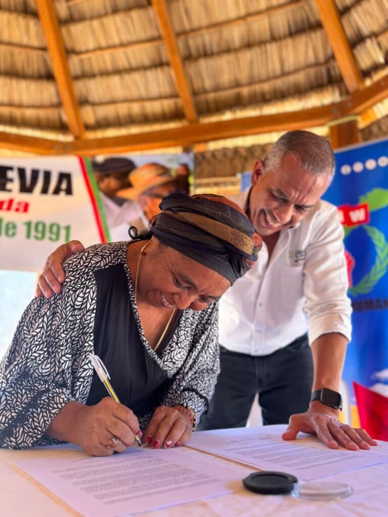Cerrejón y comunidades wayuu fortalecen el diálogo firman y cierran nuevos acuerdos de consulta