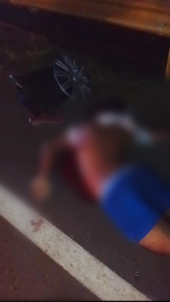 Choque entre motocicleta y automóvil dejó dos personas muertas en la Troncal del Caribe
