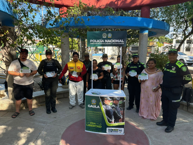 GAULA de la Policía Nacional adelantó jornada de prevención contra el secuestro y la extorsión en Riohacha