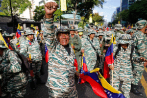 Más allá de la burla, los riesgos de armar a 4,5 millones de milicianos en Venezuela