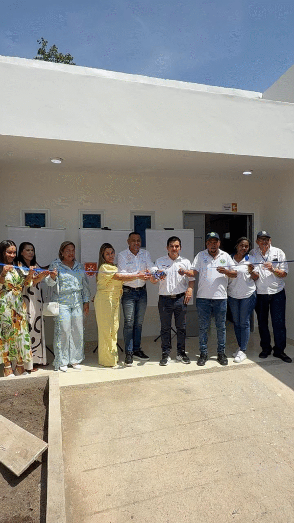 Gerente Cristian Brito recibió Centro de Salud de Juan y Medio para prestar servicio a la comunidad