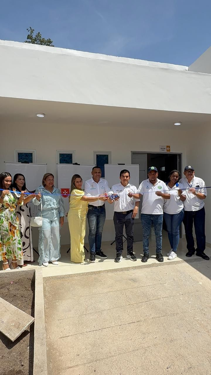 Gerente Cristian Brito recibió Centro de Salud de Juan y Medio para prestar servicio a la comunidad