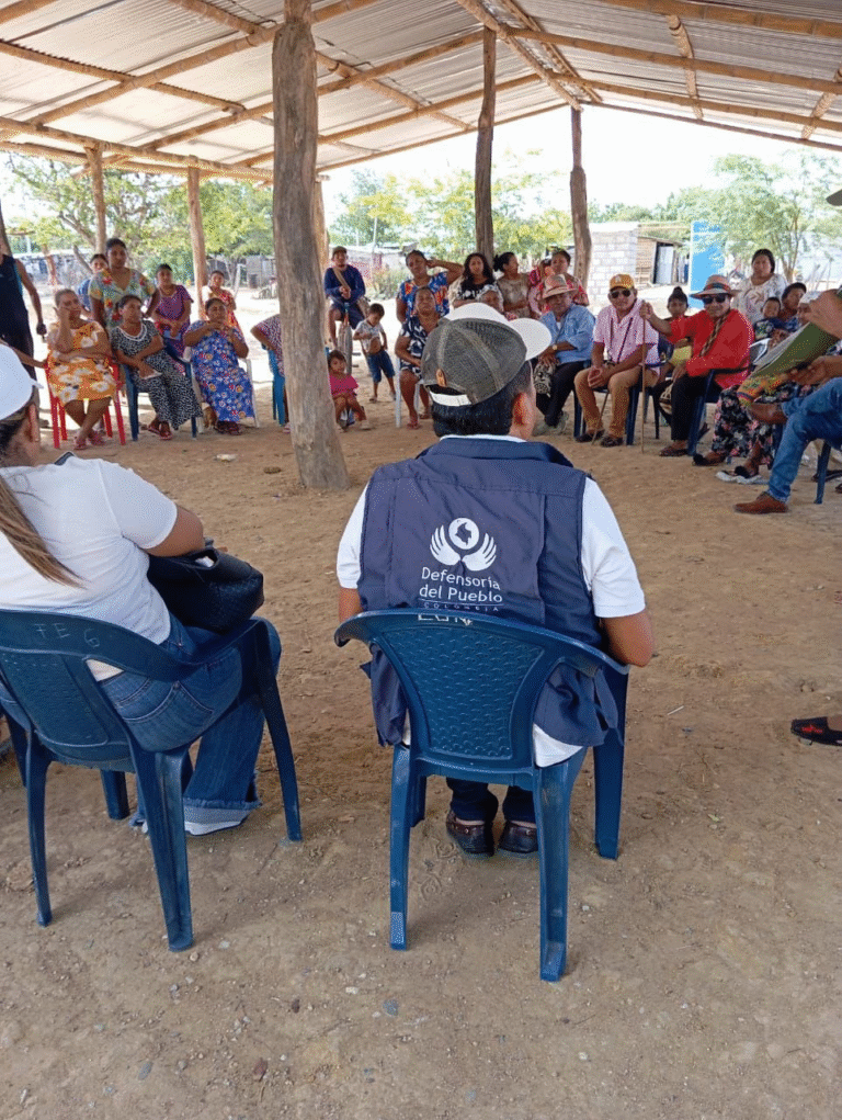 Defensoría del Pueblo acompaña diálogo entre comunidades wayuu y la USPEC en Riohacha