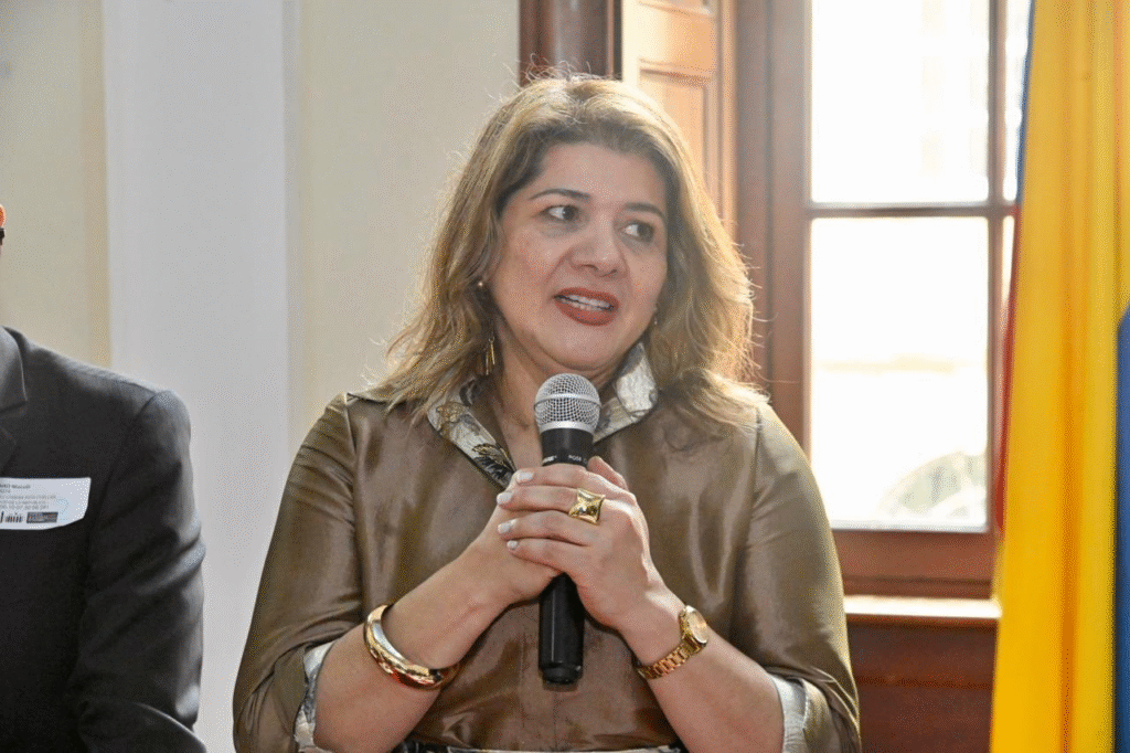 Lorena Ríos Cuéllar, senadora.