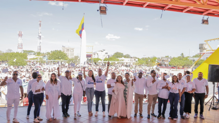 Uribia protagoniza marcha por la paz y contra la violencia