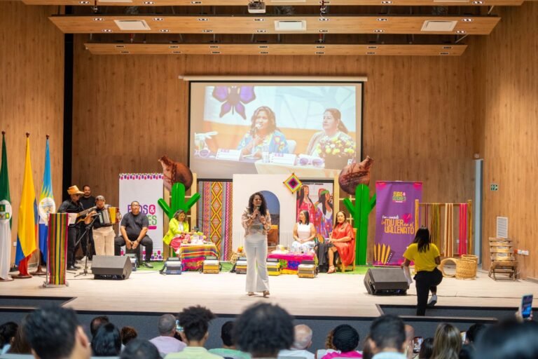 Foro concierto “La mujer en el vallenato” de Evas&Adanes celebró 10 años de historia