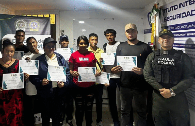 GAULA Policía Nacional fortalece la prevención contra la extorsión en Riohacha