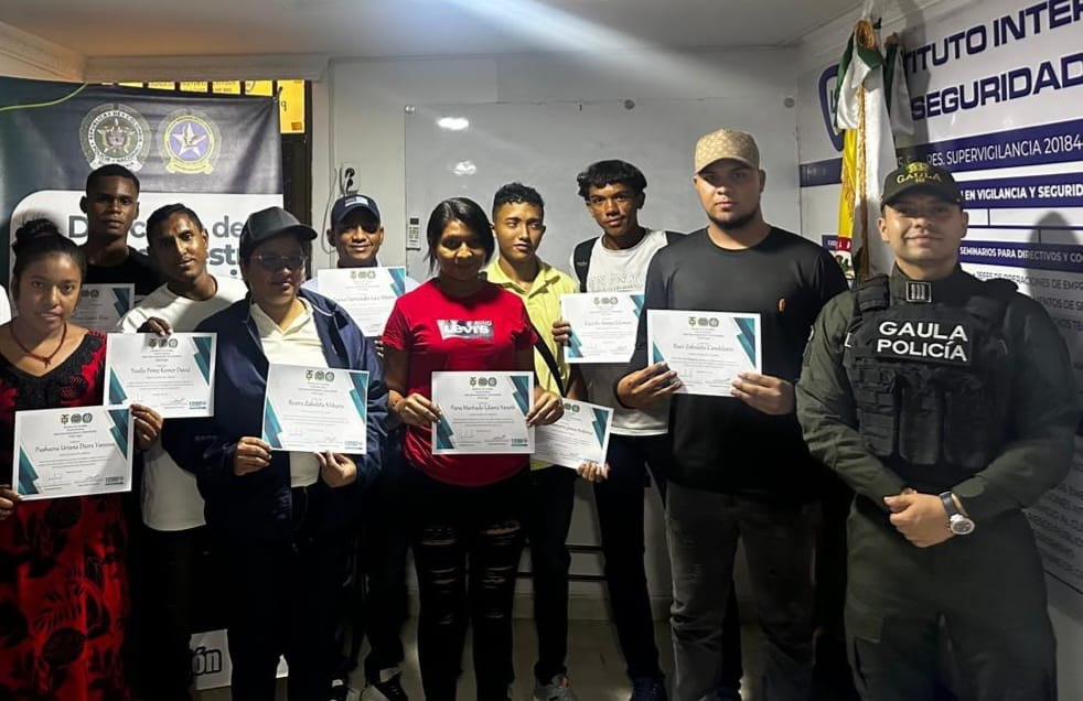 GAULA Policía Nacional fortalece la prevención contra la extorsión en Riohacha