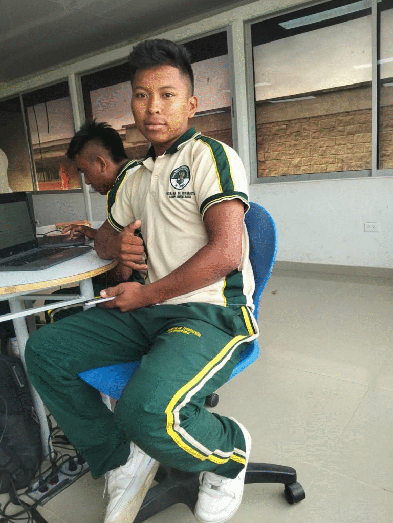 Herido estudiante por robarle la moto que manejaba