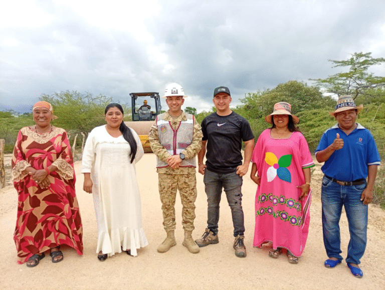 Comunidad wayuu de Kayawikat agradece al Ejército Nacional por obras viales