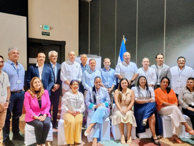 Corpoguajira participa en Encuentro Mesoamericano de Educación Ambiental Marino-Costera en El Salvador