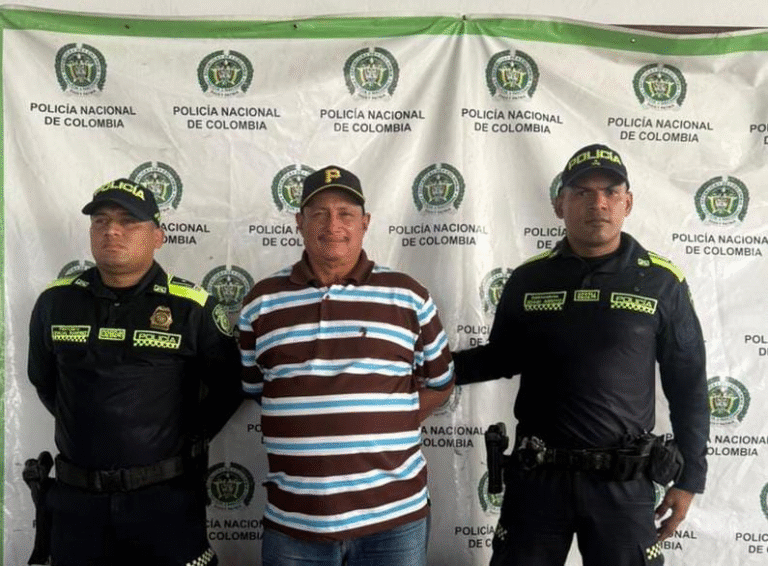 Capturan en puesto de control a hombre con orden judicial vigente