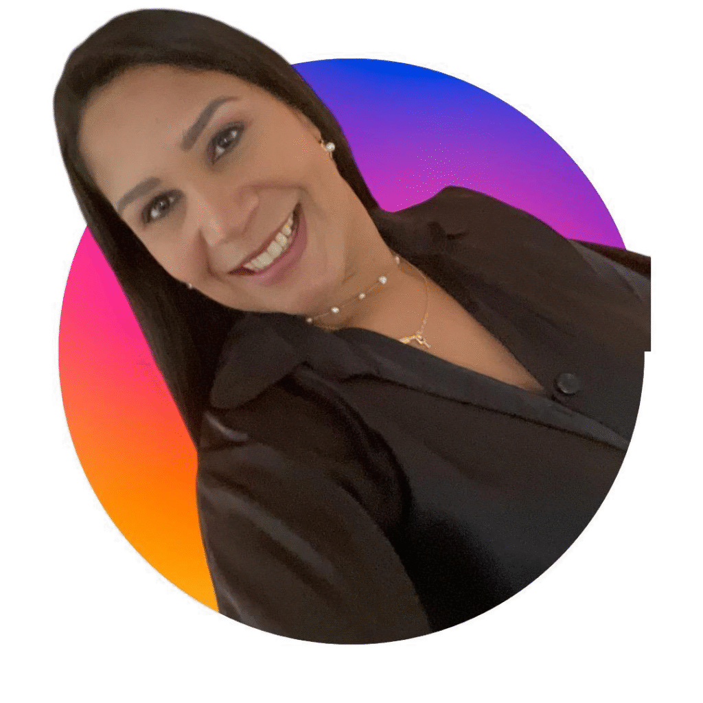 Columnista - Ivette Beatriz Pinedo Pabón