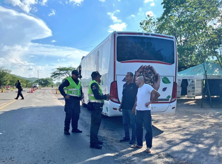 Tránsito y Transporte refuerza controles de seguridad vial en el sur de La Guajira