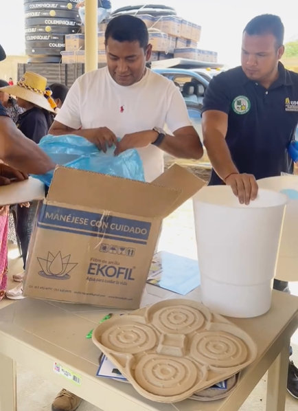 Alcaldía de Maicao y Gobernación de La Guajira entregan ayudas a comunidades afectadas por vendaval